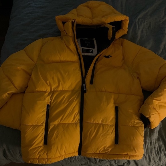 Hollister yellow puffer jacket Clearance